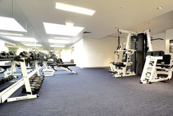 2 Beds 2 Baths FREE Car Park. Behind State Library - Accommodation Nelson Bay 6