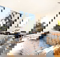 STAYCO Serviced Apartments - Crows Nest - Nelson Bay Accommodation.com