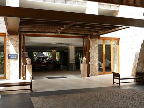 Sea Temple Palm Cove Private Penthouse 422-423 - Accommodation Nelson Bay 1