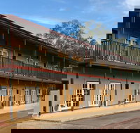 Settlers Hotel York - Accommodation Nelson Bay