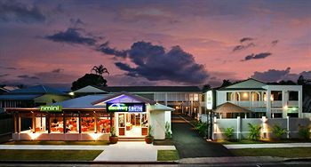 Discovery Cairns - Accommodation Nelson Bay 0