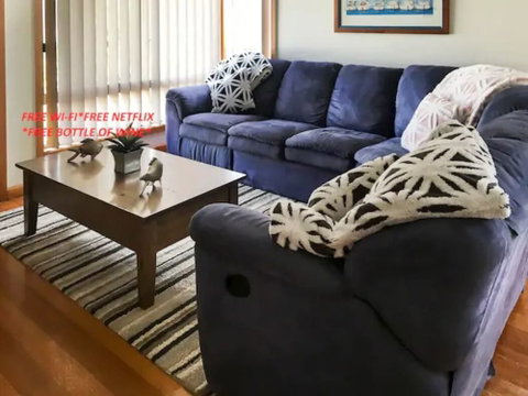Rye Sleeps 10, Great Weekender - Accommodation Nelson Bay 5