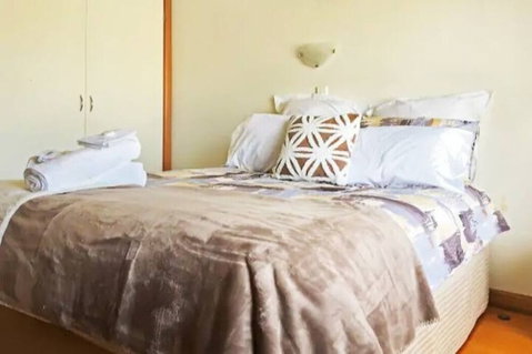 Rye Sleeps 10, Great Weekender - Accommodation Nelson Bay 4