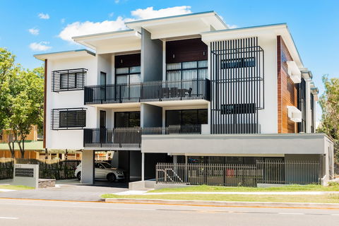 Round About Bulimba - Accommodation Nelson Bay 6