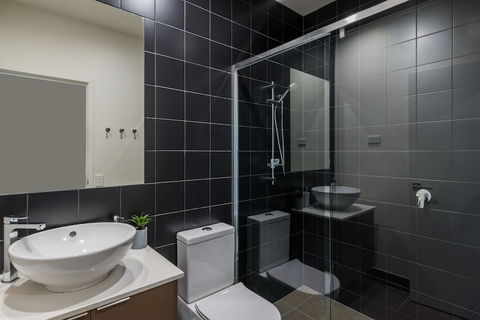 Round About Bulimba - Accommodation Nelson Bay 1