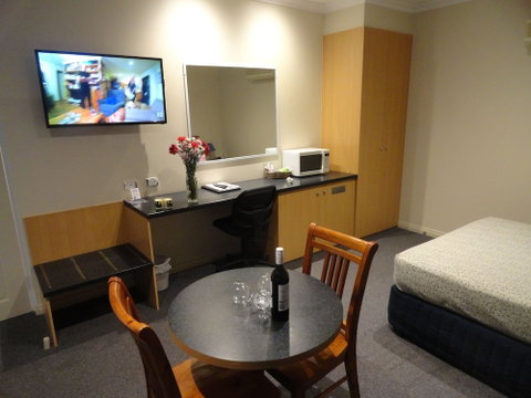 Victoria Lodge Motor Inn And Apartments - Accommodation Nelson Bay 1