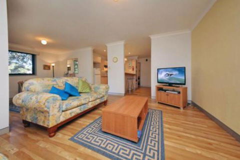 2 Bedroom Apartment Carindale - Nelson Bay Accommodation.com 5