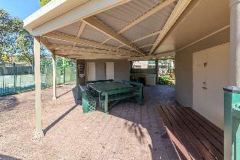 2 Bedroom Apartment Carindale - Nelson Bay Accommodation.com 3