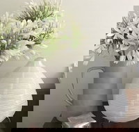 Beautiful Cottage Ocean Views Amazing Gardens 12 Minute Walk to Beach