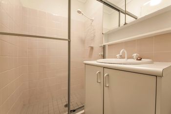 Carindale Unit 13 19 23 Dowling Street - Nelson Bay Accommodation.com 5