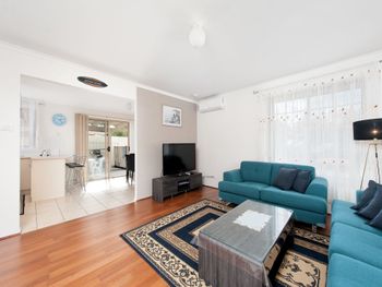 Seaclusion 2 2 Margaret Street - Accommodation Nelson Bay 0
