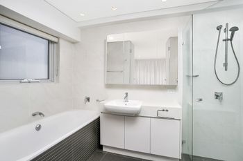 Harbourside Luxury PNT03 - Nelson Bay Accommodation.com 2