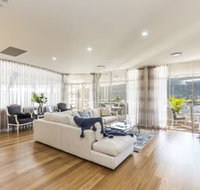 3 Bedroom Waterfront Penthouse on the Hawkesbury - Nelson Bay Accommodation.com