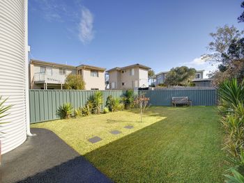 Boat Harbour Holiday 10 Noamunga Street - Accommodation Nelson Bay 2