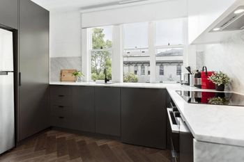 Stunning City Apartment H350 - Accommodation Nelson Bay 1
