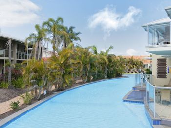 Sandy Point Road Unit 337 265 Pacific Blue - Nelson Bay Accommodation.com 4