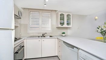 The Apartment Service ALEXA - Nelson Bay Accommodation.com 4