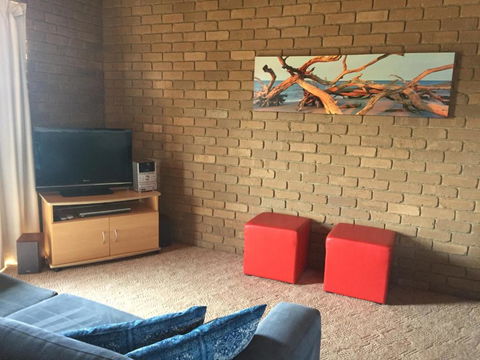 Gowings Of Mallacoota - Accommodation Nelson Bay 4