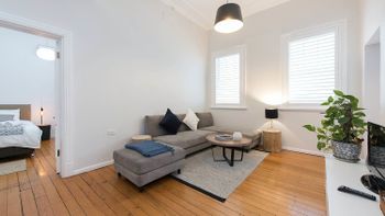 Spacious One Bedroom Heart Of Potts Point H333 - Accommodation Nelson Bay 2