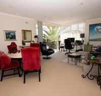 North Sydney Art Bed  Breakfast - Nelson Bay Accommodation.com