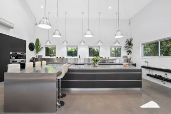 Paperbark - Accommodation Nelson Bay 2