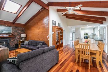 Kings Retreat - Accommodation Nelson Bay 0