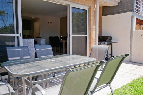 K Bay 6 Town House - Nelson Bay Accommodation.com 0