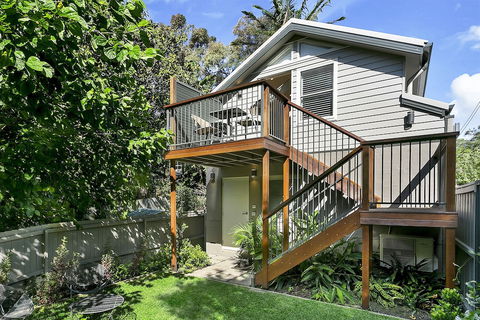 Private Garden Apartment Minutes Walk To Station NBN01 - Nelson Bay Accommodation.com 0