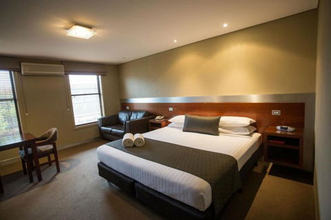 Seacombe House Motor Inn Port Fairy - Accommodation Nelson Bay 3