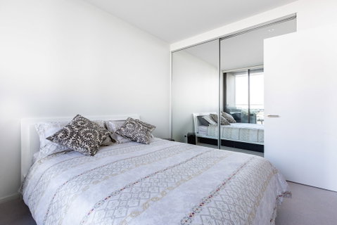 Sabrina, 2BDR Docklands Apartment - Accommodation Nelson Bay 6