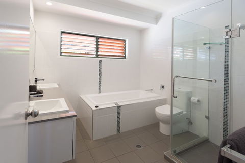 Casuarina 13 On Hamilton Island - Accommodation Nelson Bay 3