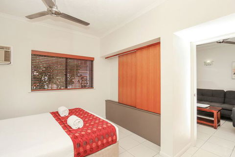 Centrally Located Apartment 1020 - Accommodation Nelson Bay 3