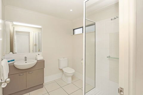 Centrally Located Apartment 1019 - Accommodation Nelson Bay 4