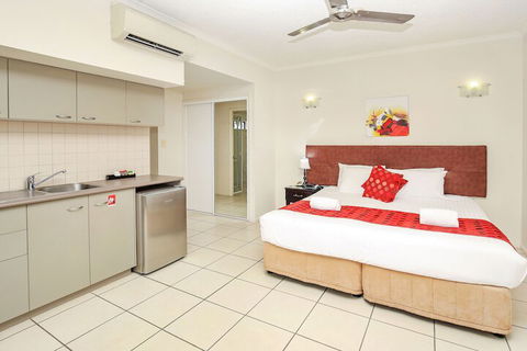 Centrally Located Apartment 1019 - Accommodation Nelson Bay 5
