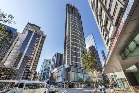 Oaks Aurora Tower - Accommodation Nelson Bay 3