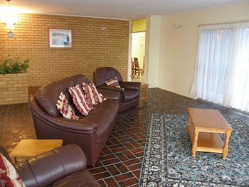 Ambience Holiday Apartments - Accommodation Nelson Bay 5
