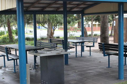 Five 3 Five - The Beachside Barracks - Accommodation Nelson Bay 2