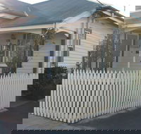 The Postmaster Inn BnB - Nelson Bay Accommodation.com