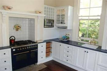 Heritage Retreat - Accommodation Nelson Bay 5