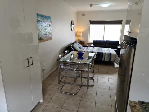 Acaill Accommodation Esplanade Living Self Check-In Self Check-Out - Accommodation Nelson Bay 3