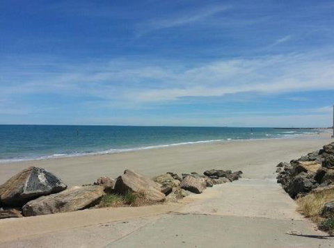 Acaill Accommodation Esplanade Living Self Check-In Self Check-Out - Accommodation Nelson Bay 5