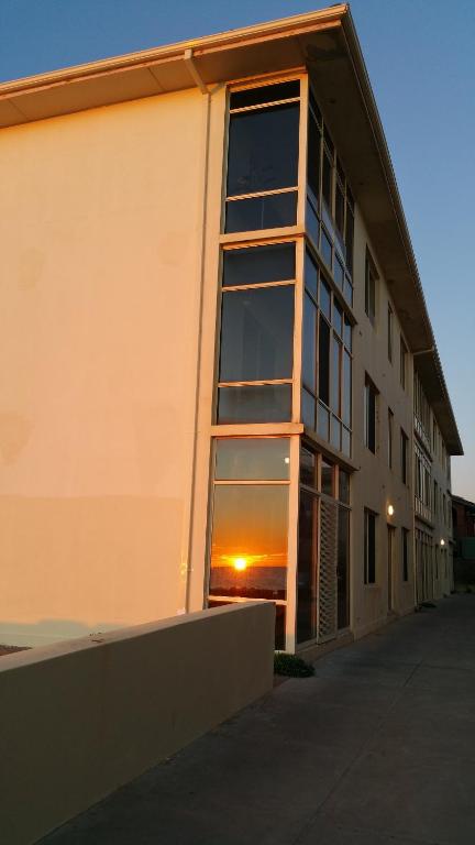 Acaill Accommodation Esplanade Living Self Check-In Self Check-Out - Accommodation Nelson Bay 4