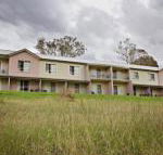 BATHURST GOLDFIELDS MOTEL on MOUNT PANORAMA - Accommodation Nelson Bay