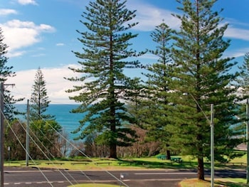 Seaspray Apartments - Accommodation Nelson Bay 5