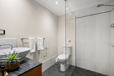 Poolside Alamanda Beachfront Resort 88 - Accommodation Nelson Bay 6