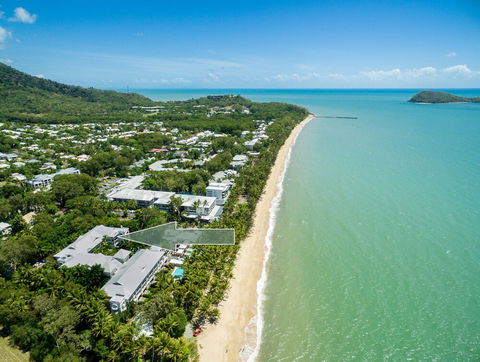 Poolside Alamanda Beachfront Resort 88 - Accommodation Nelson Bay 0