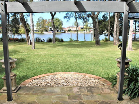 Between Waters B & B Lake Macquarie - Accommodation Nelson Bay 5