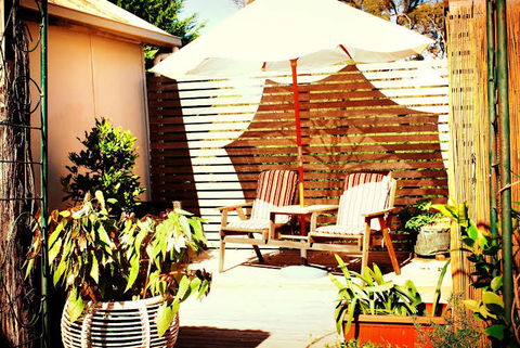 Little Auberge - Accommodation Nelson Bay 0