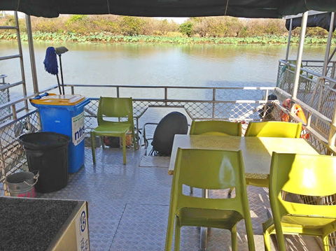 Mary River House Boats - Accommodation Nelson Bay 0