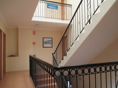 Royal Palm Villas Cairns - Accommodation Nelson Bay 2